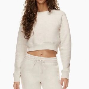 Aritzia TNA Cozy Fleece Perfect Shrunken Sweatshirt
